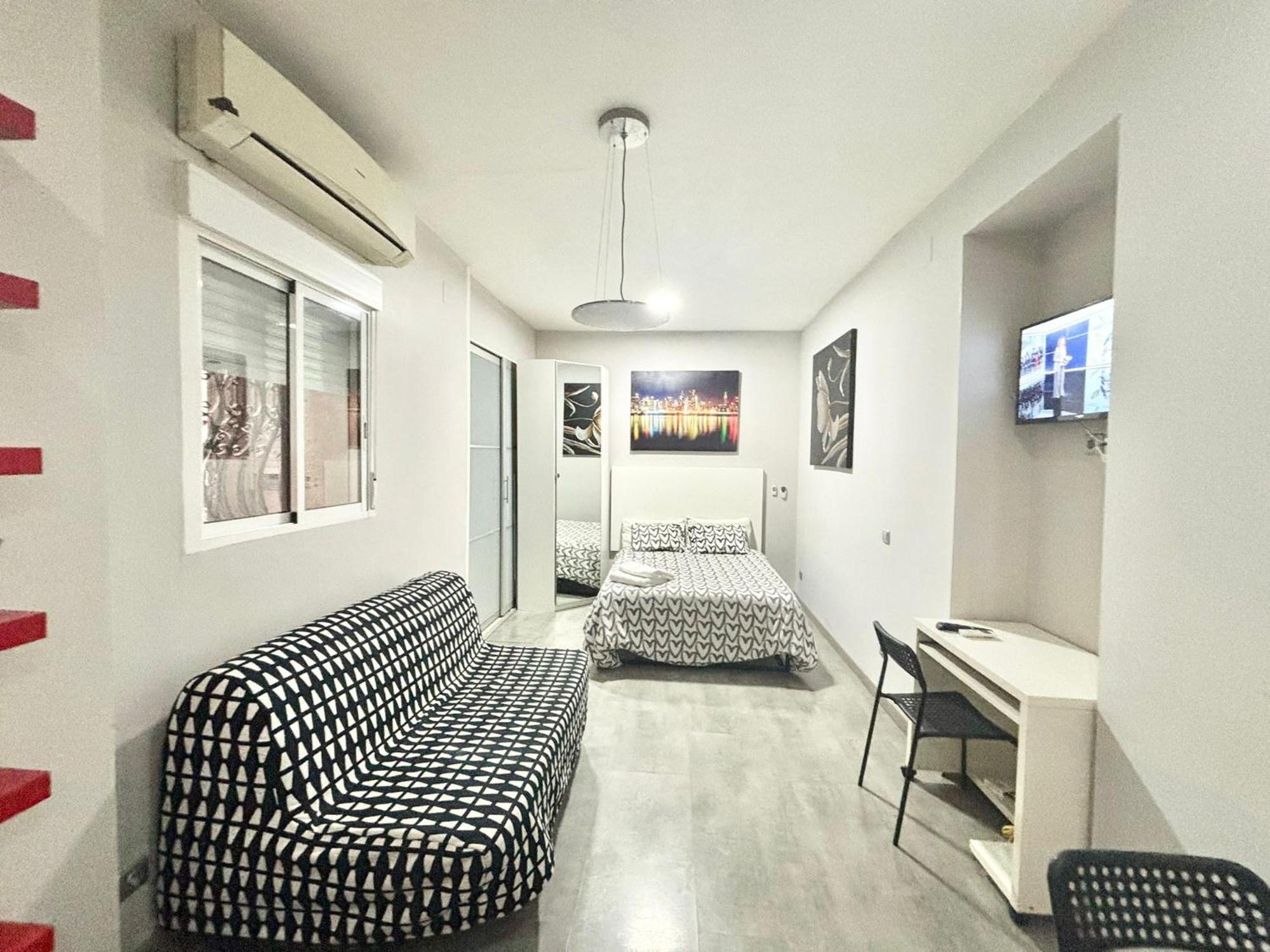 Centro Ferrocarril 2 Metro Delicias Apartment Madrid Bagian luar foto