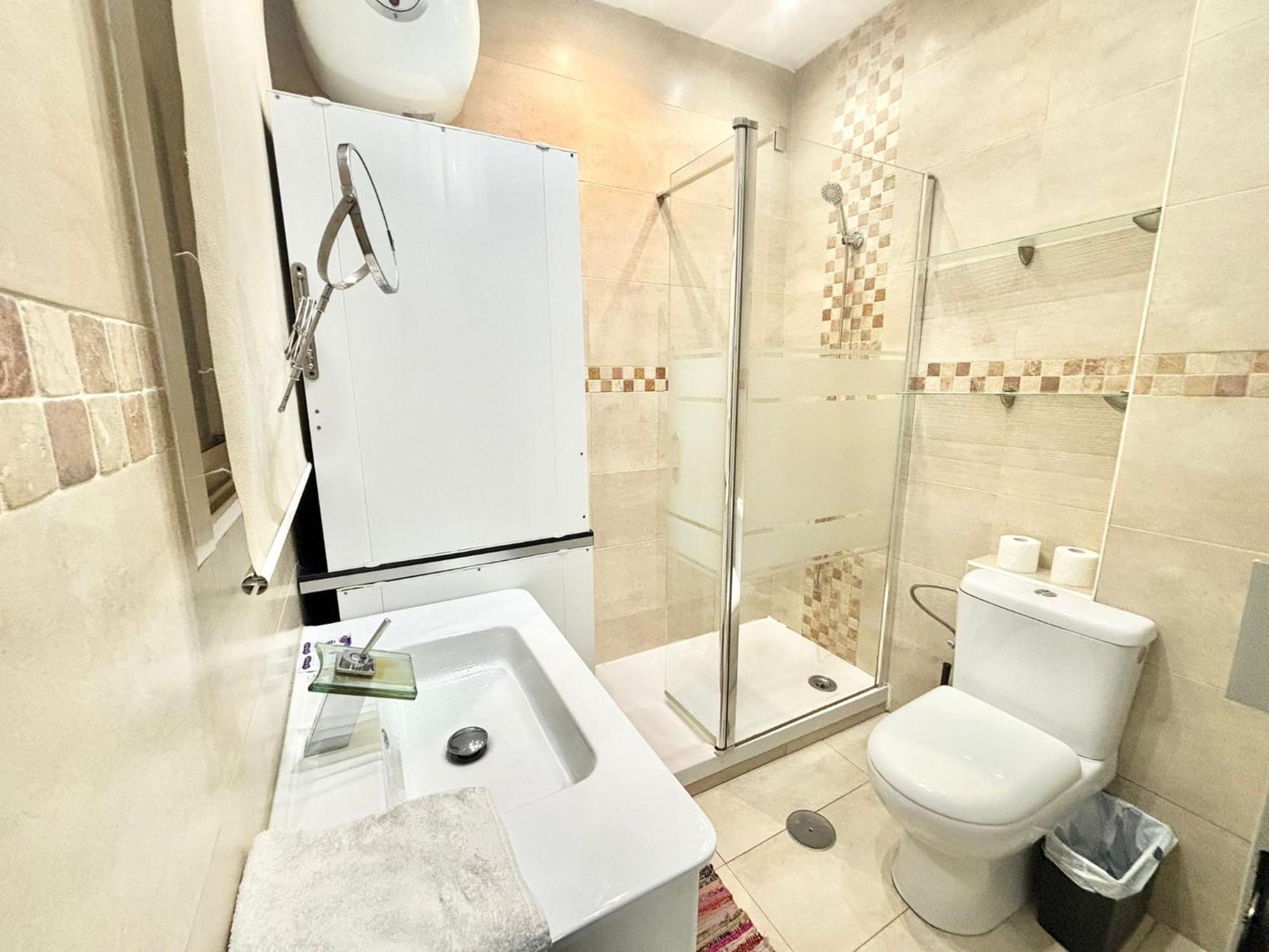 Centro Ferrocarril 2 Metro Delicias Apartment Madrid Bagian luar foto