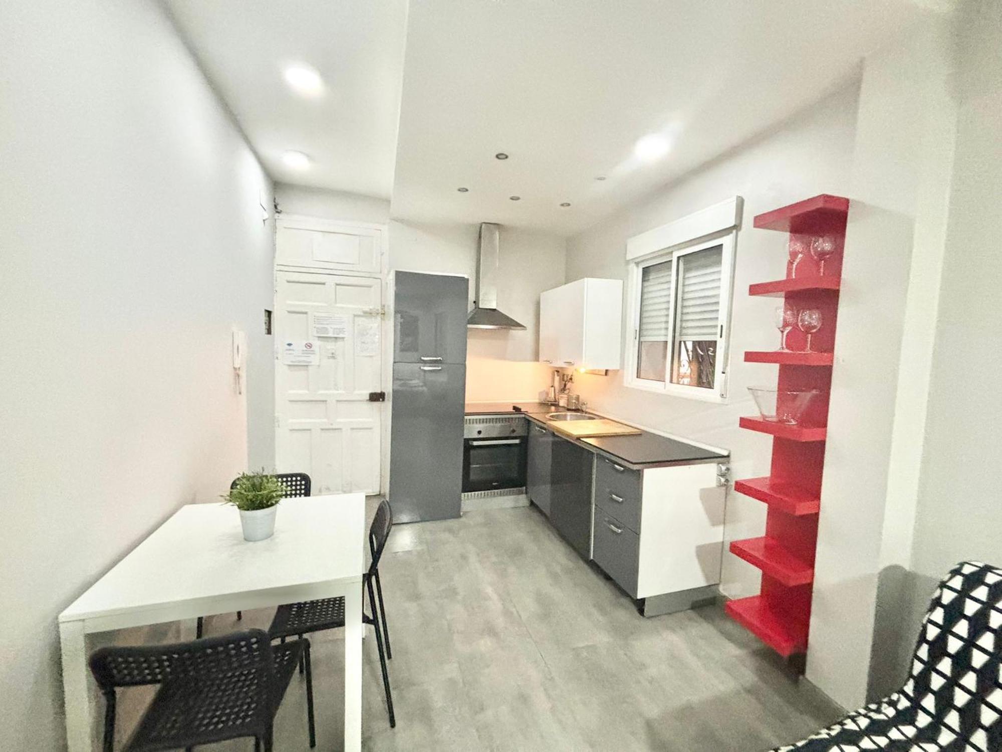 Centro Ferrocarril 2 Metro Delicias Apartment Madrid Bagian luar foto
