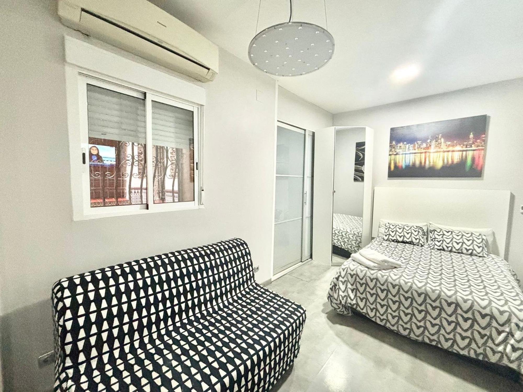 Centro Ferrocarril 2 Metro Delicias Apartment Madrid Bagian luar foto